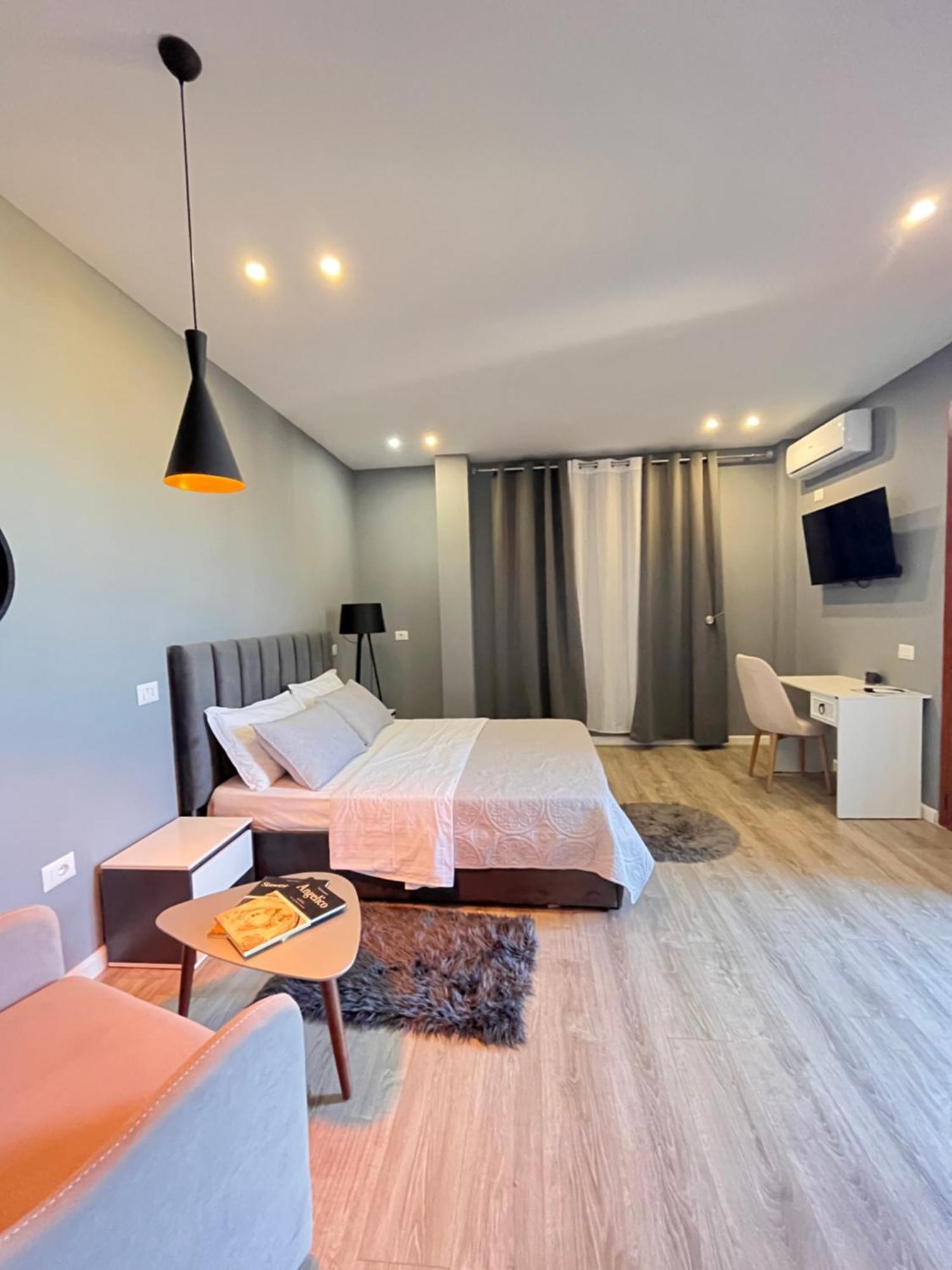 Belix Hotel Apartments, Near The Beach Durrës Eksteriør billede