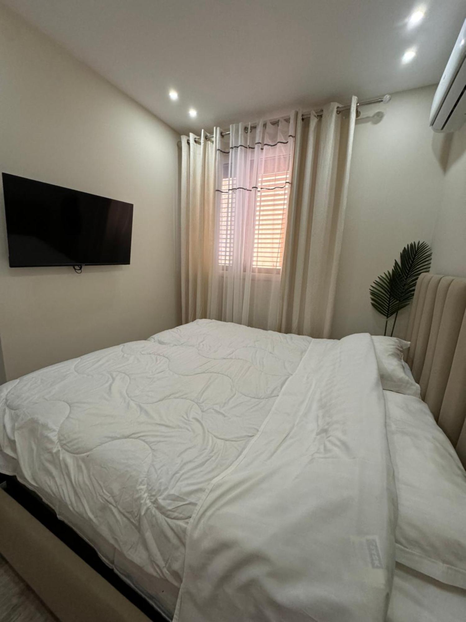 Belix Hotel Apartments, Near The Beach Durrës Eksteriør billede