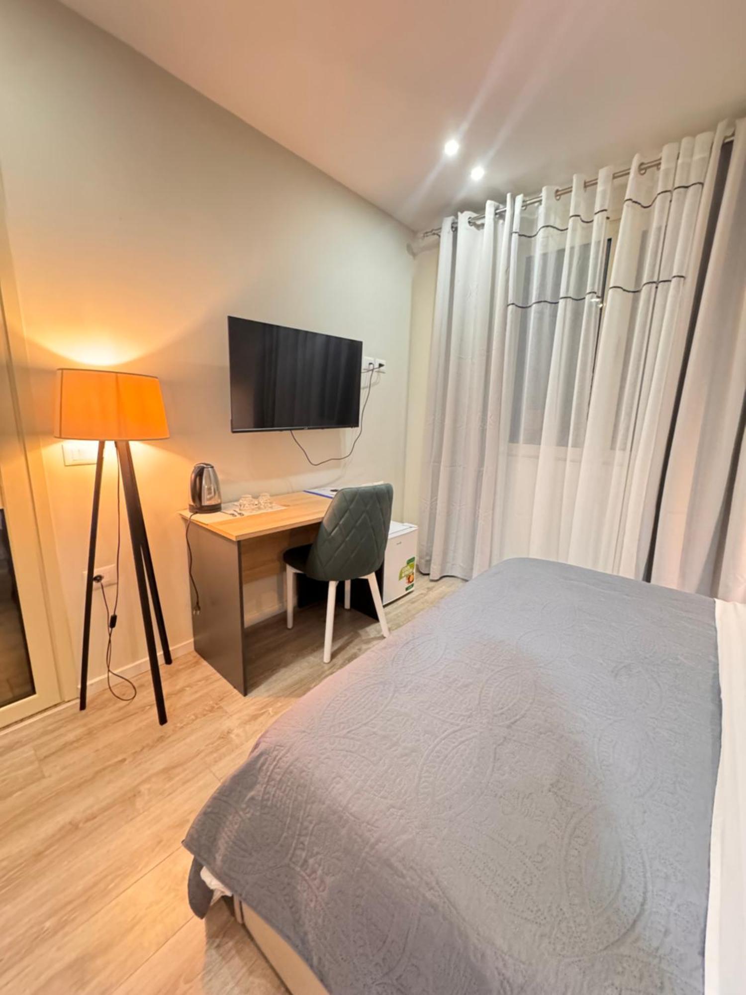 Belix Hotel Apartments, Near The Beach Durrës Eksteriør billede