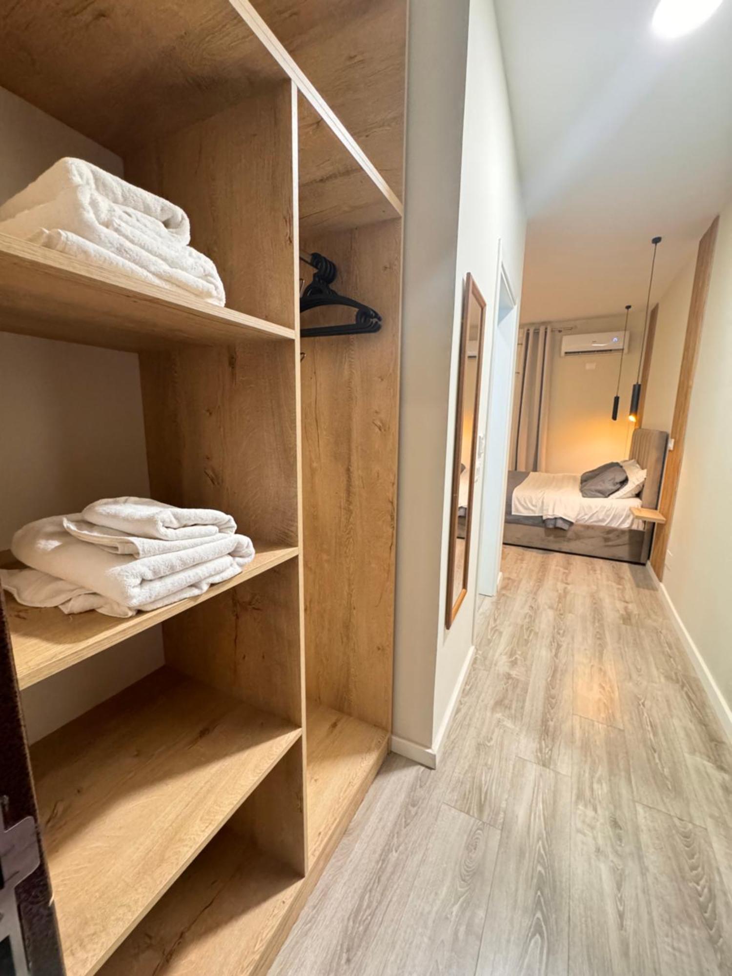 Belix Hotel Apartments, Near The Beach Durrës Eksteriør billede