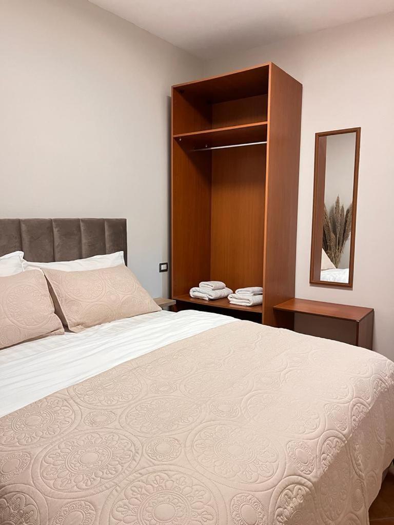 Belix Hotel Apartments, Near The Beach Durrës Eksteriør billede